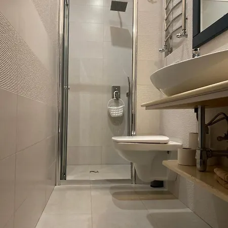 Lvapart вул ковжуна 2 кім ізол кухня студія звітні документи *