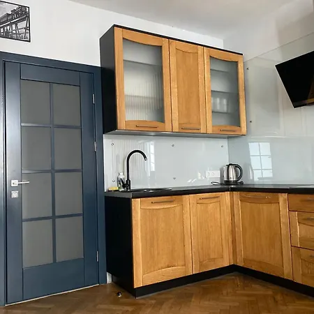 Lvapart вул ковжуна 2 кім ізол кухня студія звітні документи Lviv