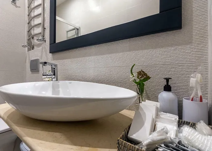 Lvapart Центр 2 Кім Ізол І Кухня Студія Apartamento Leópolis