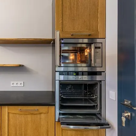 Daire Lvapart вул ковжуна 2 кім ізол кухня студія звітні документи